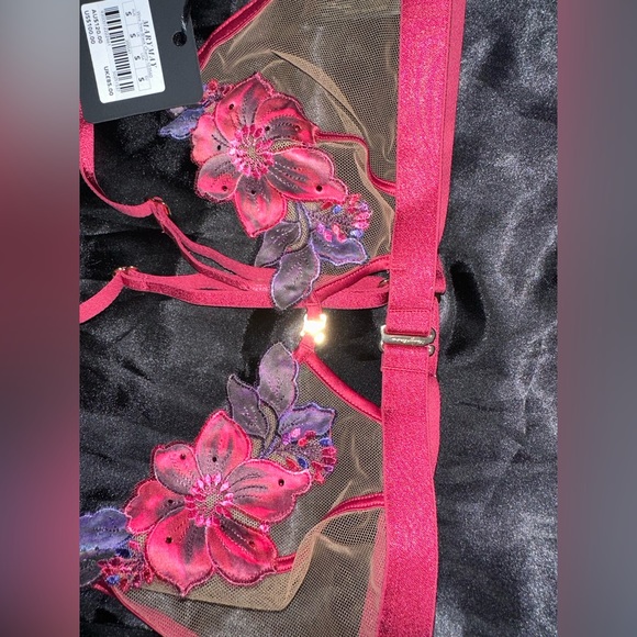 MARYMAY Bralette (S) and Thong (XS) Set - Picture 8 of 12